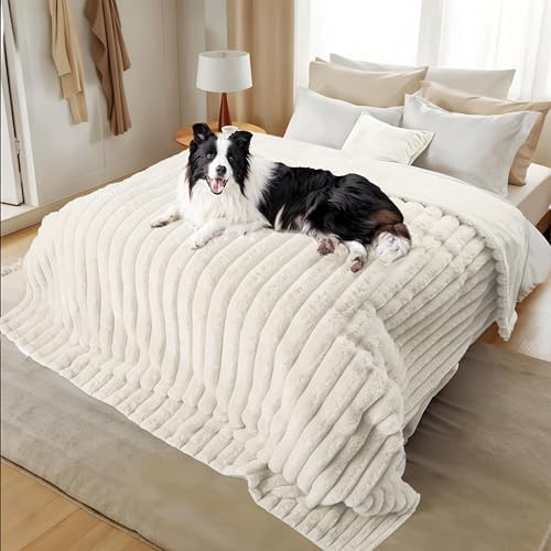Reversible Waterproof Sherpa Pet Blanket for Large Dogs & Cats