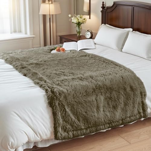 gogobunny Waterproof Dog Blanket for Couch & Furniture Protection - Super Soft Reversible Throw for Large Dogs & Cats, Calming Washable Fur & Sherpa Pet Blanket (33x77 Inch, Stone)