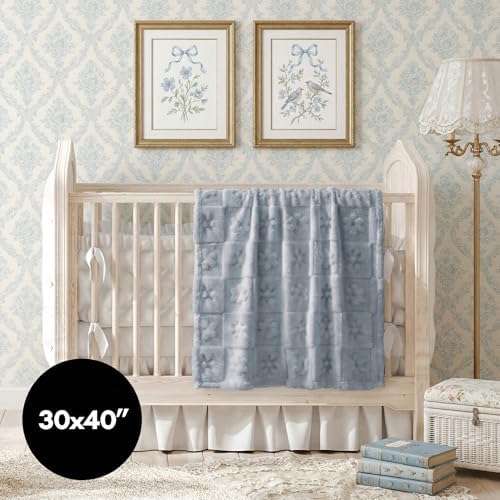 Americanflat 30x40 Jacquard Kids Throw Blanket - Soft and Breathable Mini Fleece Throw Blanket for Couch, Bed, Chair - Fleece Blankets Perfect for Home, Bedroom, or Outdoor - Flower Design in Gray