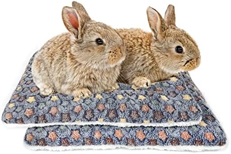 Amakunft 2 Pcs Guinea Pig Bed Mat Washable, Rabbit Winter Bed Pad for Indoor, Warm Small Animal Bed Mattres, Fleece Sleeping Pad for Bunny, Rat, Hedgehog, Sugar Glider, Chinchilla