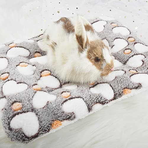 Small Animal Bed Mat, Soft & Warm, Suitable for Guinea Pig, Hamster, Rabbit, Rat and Bearded Dragon (XX-Large(19.7''x15.7''), Heart Brown)
