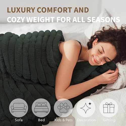DEZ FURNISHINGS Luxury Reversible Textured Stripe Faux Fur & Velvet Throw Blanket, Throw XL (50" x 70"), Deep Forest Green