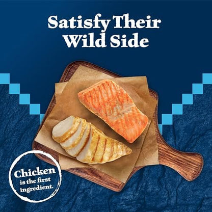 Blue Buffalo Wilderness Grain Free Soft-Moist Chicken & Salmon Cat Treats,2-oz. Bag,(Pack of 2)