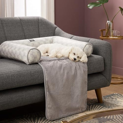 Nicole Miller New York PET Kendall Fluted Geo Cozy Couch Protector Pet Bed, Cozy & Calming, Non-Slip Bottom, Machine Washable, Grey, Large 40"x23"x4"