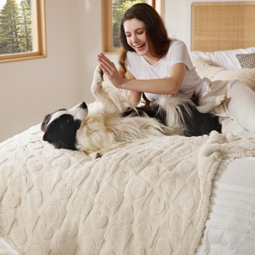 Bedsure Ultra Soft Dog Blankets for Large Dogs 300GSM Fleece, 50x60 White