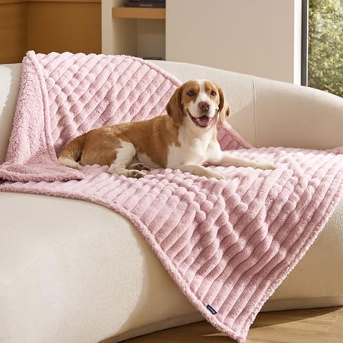 Bedsure ComfyFleece™ Waterproof Dog Blankets for Large Dogs,40x50