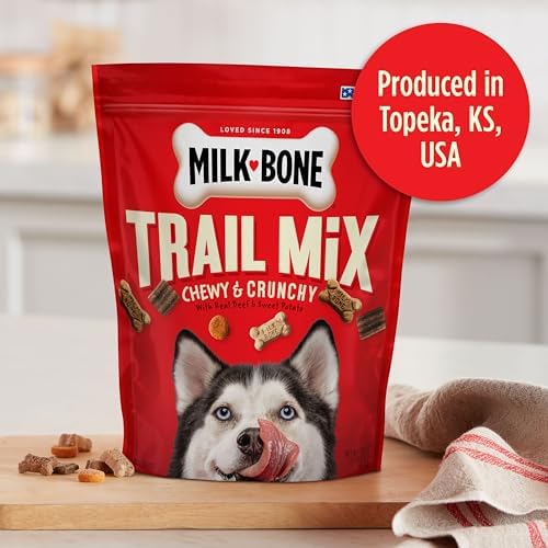 Milk-Bone Trail Mix Chewy & Crunchy Dog Treats, Real Beef & Sweet Potato, 20 Ounce (Pack of 2)