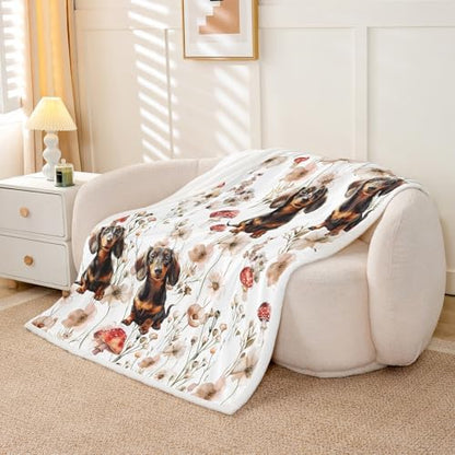 Erosebridal Kids Dachshund Blankets and Throws 60"x80",Mushroom Dachshund Blanket Throw for Girls Women,Kawaii Puppy Dog Fleece Blanket Farmhouse Rustic Floral Sherpa Blanket for Bedroom Decor