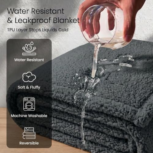 Waterproof Dog Blanket Reversible Pet Blankets for Bed Couch Covers Puppy Blankets Leakproof Sofa Couch Cover Cat for Warm Fluffy Washable Gray Mat-S-40x28in