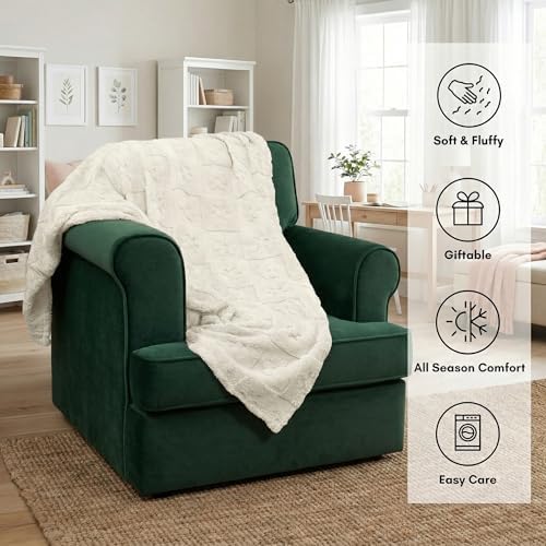 Americanflat 50x60 Jacquard Fleece Throw Blanket - Soft and Breathable Throw Blanket for Couch, Bed, Chair - Fleece Blankets Perfect for Home, Bedroom, or Outdoor Use - Flower Design in Cream