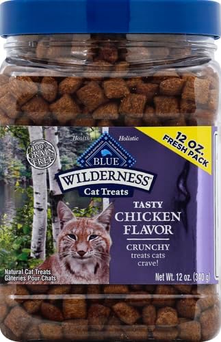 Blue Buffalo Wilderness Tasty Chicken Crunchy Cat Treats, Grain-Free Cat Treats, Real Chicken, Natural Ingredients, Enhanced with Vitamins, Minerals & Other Nutrients, Great for Training, Tub 12 oz.