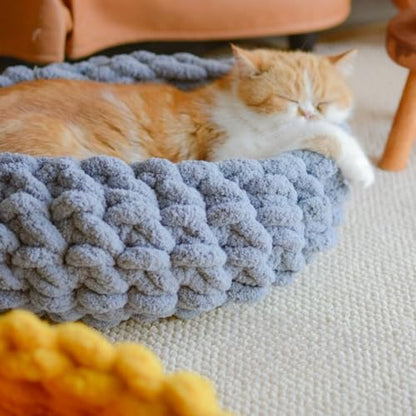 Cat Nest Bed, Handwoven Washable Round Cave Kitten (Grayish Blue,M)