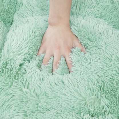 EHEYCIGA Fluffy Dog Crate Bed for Small Dogs, Plush Crate Pad, Apple Green