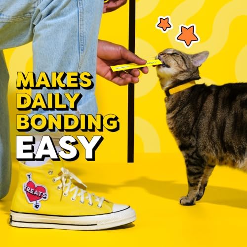 Temptations Creamy Puree Lickable Cat Treats, Chicken, 24 Count