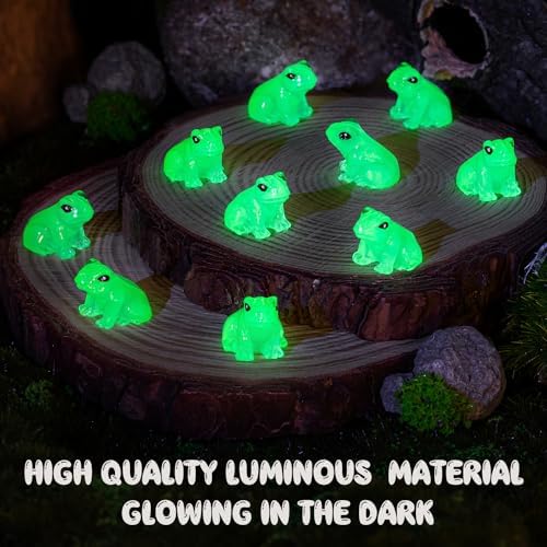 104PCS Luminous Mini Resin Frogs Green Frog Figurines Tiny Frogs for Micro