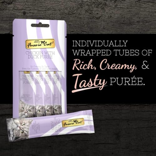 Fussie Cat Chicken with Duck Puree, lickable cat treats, 0.5oz pouch 4 Count (Pack of 1)