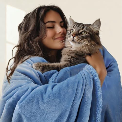Luciphia Waterproof Blanket for Large Dog, Reversible Sherpa Couch Cover