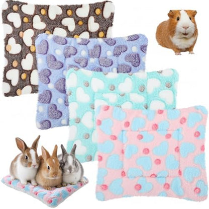 Jetec 4 Pcs Guinea Pig Bed Pads Heart Pattern, 10 x 11 Inch Plush Mat
