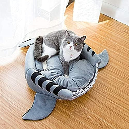 Cat Litter Hot Cat Mat Shark-Shaped House Warm Kennel Kitten Bed One Mat Two Usage Shark Bed for Small Cats Dog Cave Cozy Bed Removable （Light Grey）