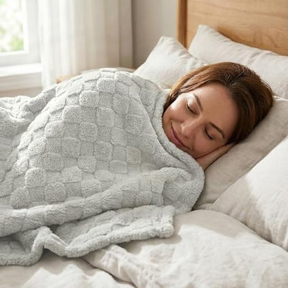 Americanflat 50x60 Jacquard Fleece Throw Blanket - Soft and Breathable Throw Blanket for Couch, Bed, Chair - Fleece Blankets Perfect for Home, Bedroom, or Outdoor Use - Checkered Design in Light Gray