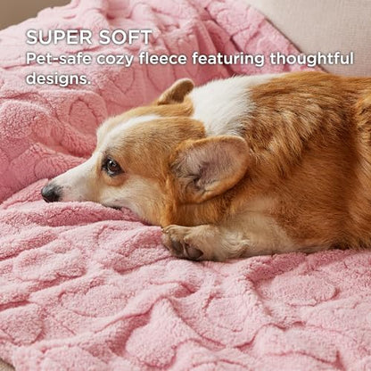 Bedsure Dog Blankets for Medium Dogs Cats Soft 300GSM Fleece,30x40 Pink