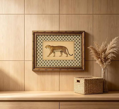Vintage Gold Framed Leopard Wall Art, Antique Botanical Animal Canvas Print, Floral Pattern Background Wall Decor, Jungle Animal Cheetah Picture Poster Artwork for Bedroom Living Room