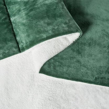 Amazon Basics Reversible Sherpa Comforter Set with Pillow Sham, Twin/Twin XL, Green (Pack of 2)