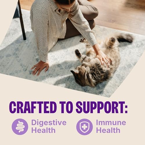 Wellness Lickable Soft Puree Cat Treats, All Lifestages, Kitten to Senior, Natural, Grain Free, Chicken Flavor, 0.4 oz, Pack of 6 Tubes