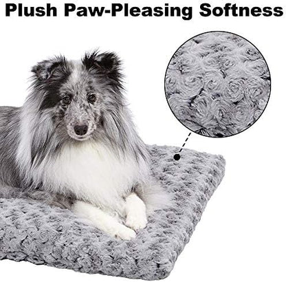 MidWest Homes for Pets Medium QuietTime Deluxe Gray Ombré Swirl Plush Pet Bed, Machine Washable, Non-Skid Bottom, Soft Crate Mat for 30-inch Crates