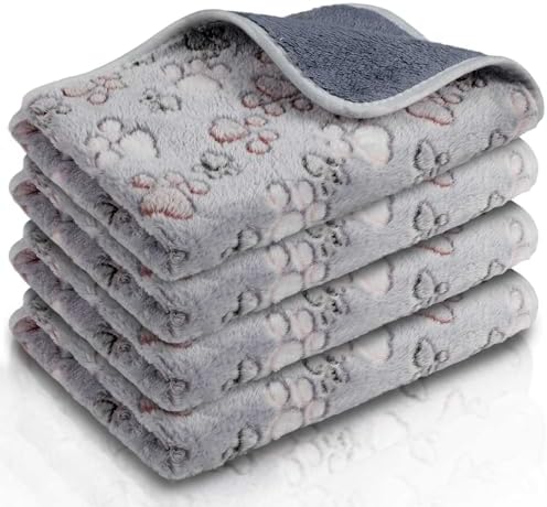 Reginary 4 Pcs Guinea Pig Fleece Cage Liners, Adorable Paw, 24 x 16 Inch