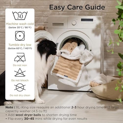 Bedsure ComfyFleece™ Waterproof Dog Blankets for Large Dogs,40x50