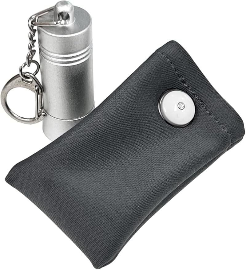 Tack Wonder Pouch GPS Tracker Case, Black and White, Soft Fabric with Magnetic Key, Washable Protective Cover with Skin-Friendly Pins [Tack GPS Tracker Not Included]