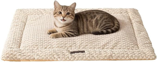 Plush Cat Kneading Bed Mat, Premium Plush Fabric Bed with Non-Slip Bottom, 3cm Thick All-Season Cushion for Cats Who Knead, Machine Washable Anti-Static Pet Bed, 23x15 Inch, Milk