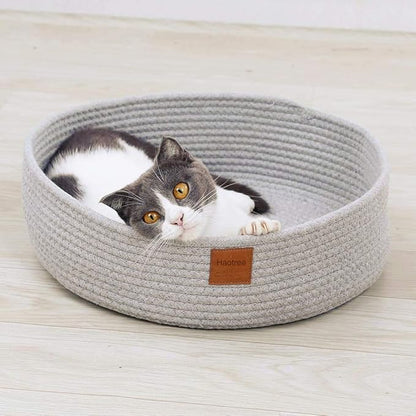 Large Cat Bed Basket Round Cotton Rope Woven - Calming Rope Bed Sleep Surface 17.7 inches(45 cm),Cozy Scratching Indoor Pet Bed for a Large Cat or 2 Small Cats,Fit up to 20 lbs Pets,Washable,Grey