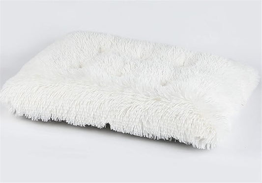 Liveinu Long Plush Calming Pet Bed Cuddler Pet Bed for Dogs and Cats Fluffy Faux Fur Dog Bed with Anti Slip Bottom Machine Washable Pet Sleep Bed Crate Mat White M
