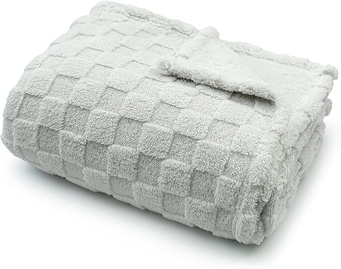 Americanflat 50x60 Jacquard Fleece Throw Blanket - Soft and Breathable Throw Blanket for Couch, Bed, Chair - Fleece Blankets Perfect for Home, Bedroom, or Outdoor Use - Checkered Design in Light Gray