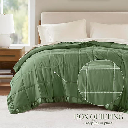 Madison Park Twin Blanket Quilted Microfiber, Satin Binding, 3M Scotchgard Moisture Wicking Treatment, Soft and Lightweight Summer Blanket for Couch, Windom, Twin, Green