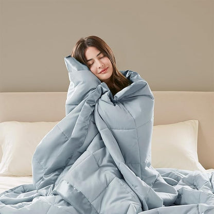 Madison Park Windom Down Alternative Blanket, Premium 3M Scotchgard Moisture Wicking Treatment, Lightweight and Soft Bed Cover For All Season, Satin Trim, Blue Full/Queen