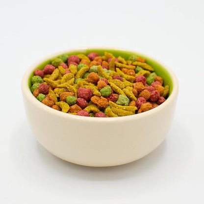 ZuPreem FruitBlend Bird Pellets, Daily Bird Food for Cockatiel, Lovebird, Quaker, Small Conure, Lorikeet, Core Nutrition for Medium Birds, Cockatiel Pellets, Conure Bird Food (M, 10 lbs)
