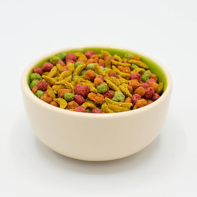 ZuPreem FruitBlend Bird Pellets, Daily Bird Food for Cockatiel, Lovebird, Quaker, Small Conure, Lorikeet, Core Nutrition, Cockatiel Pellets, Conure Food (M, 2 lbs)