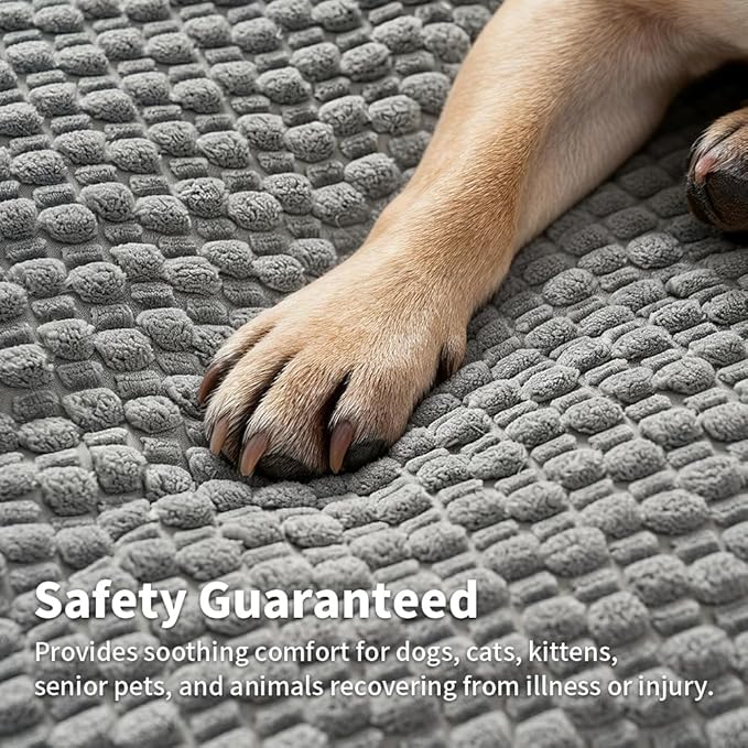 Plush Cat Kneading Bed Mat, Premium Plush Fabric Bed with Non-Slip Bottom, 3cm Thick All-Season Cushion for Cats Who Knead, Machine Washable Anti-Static Pet Bed, 27x20 Inch, Milk