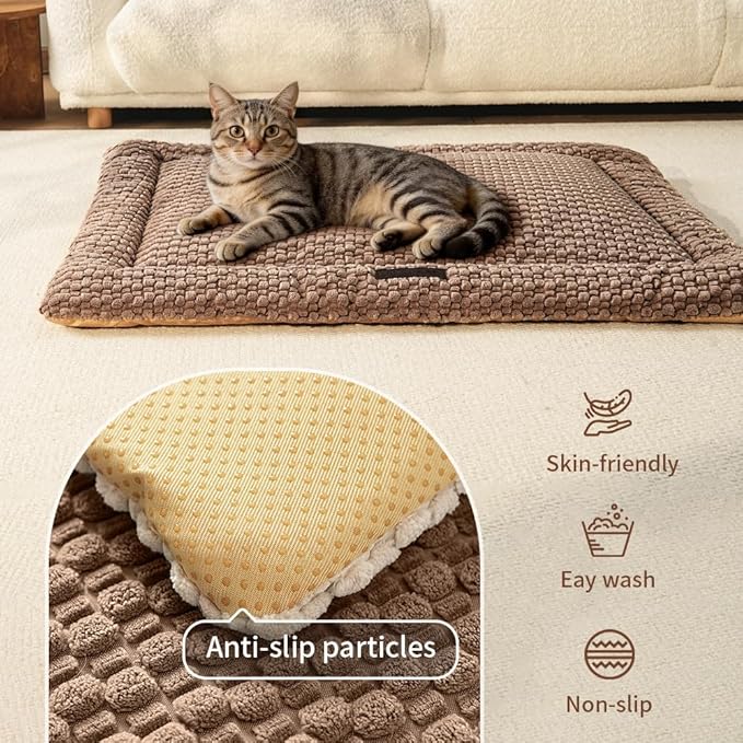Plush Cat Kneading Bed Mat, Premium Plush Fabric Bed with Non-Slip Bottom, 3cm Thick All-Season Cushion for Cats Who Knead, Machine Washable Anti-Static Pet Bed, 23x15 Inch, Coffee