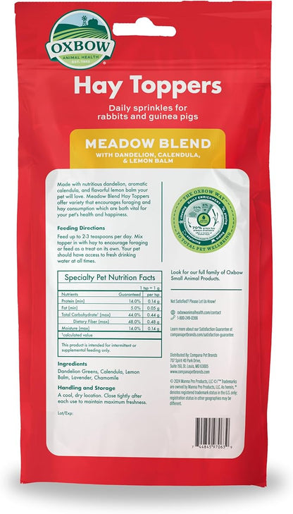 Oxbow Hay Toppers Meadow Blend, Bunny Treats, Foraging Enrichment for Rabbits, Chinchillas, Guinea Pigs, and Other Small Herbivores, Timothy Hay Topper, Premium Rabbit Food Additive, 2oz