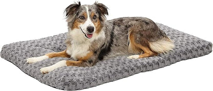 MidWest Homes for Pets Medium QuietTime Deluxe Mocha Ombre Swirl Plush Pet Bed, Machine Washable, Non-Skid Bottom, Soft Crate Mat for 30-inch Crates