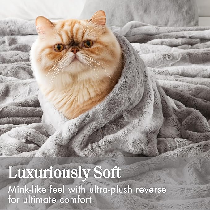Madison Park Ultra-Soft Poly Fur Blanket King Size, Reversible Plush, All Season & Lightweight Fuzzy Blanket for Bed, Couch & Sofa, Zuri, King/Cal King Grey