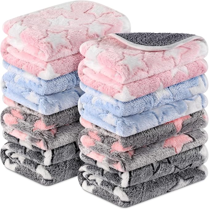 Tudomro 8 Pcs Guinea Pig Blankets Washable Small Pet Fleece Bedding Cage Liners Double Sided Pet Reusable Sleep Mat Pad Cover for Ferret Chinchilla Furniture Protection(Big Star,12 x 12 Inch)