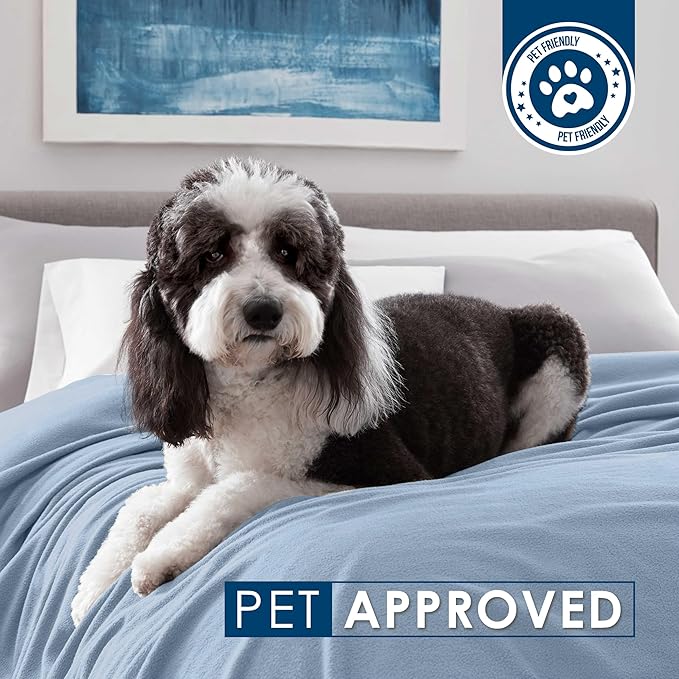 Full/Queen Size Fleece Blanket | Comfy Supersoft Fleece Blanket Full Size – All-Season Light Weight Throw Blanket | Luxuriously Soft | Throw Blanket for Couch and Sofa | Machine Wash | Blue