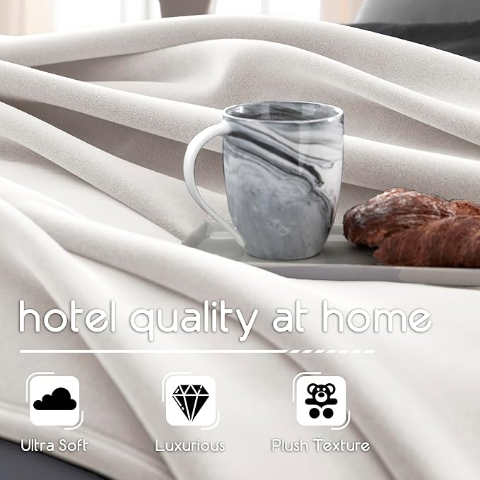 Vellux 1B07039 Original Insulating Core Hotel Style Solid blanket Machine Washable Soft Cozy Warm Pet Friendly Bed Sofa Blankets, King, Ivory