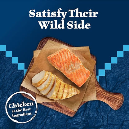 Blue Buffalo Wilderness Grain Free Soft-Moist Chicken & Salmon Cat Treats,2-oz. Bag,(Pack of 2)