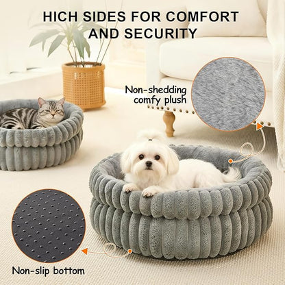 Cat Bed Kitten Bed, Washable Round Cat Beds for Indoor Cats, Super Soft Plush Faux Fur Pet Bed for Puppy and Kitten with Anti-Slip Bottom Medium